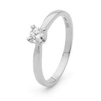 ladies diamond solitare 1/4 carat of diamond in 9ct white gold