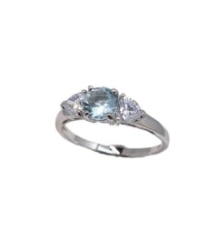 Sterling Silver Light Blue Cubic Zirconia Has A 5.5 Centre Stone And 2 Heart On The Side