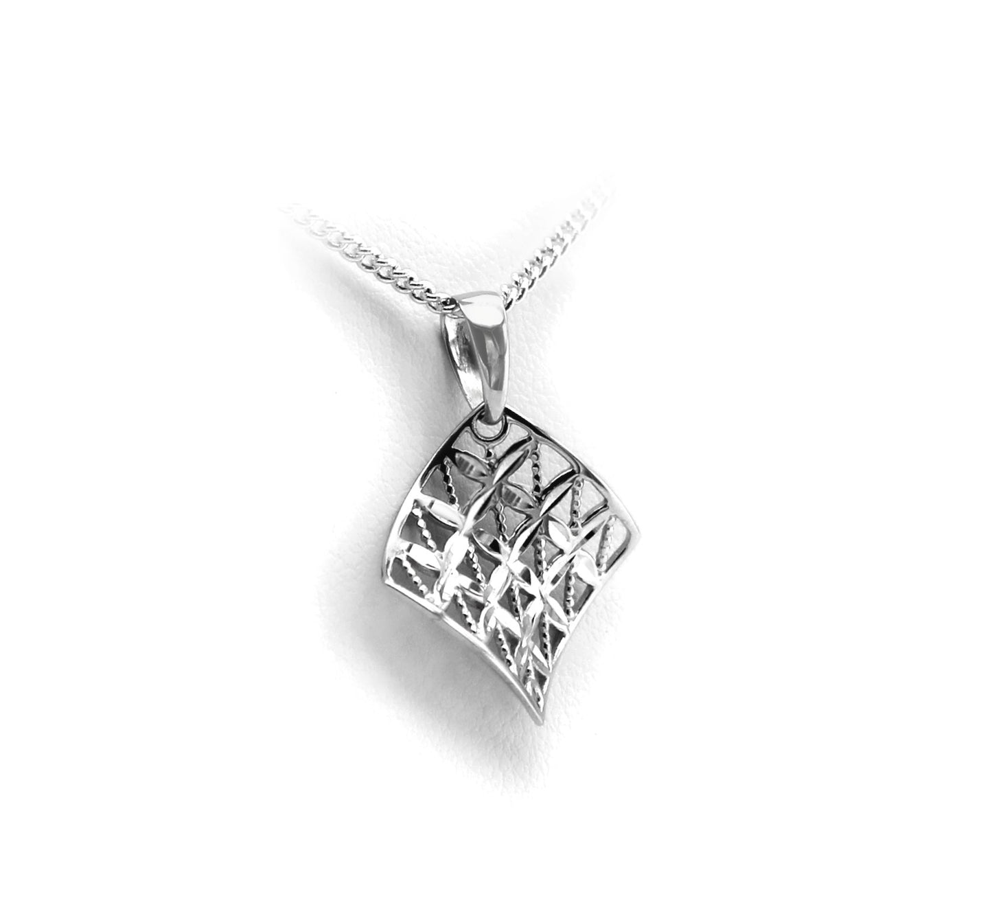 9CT WHITE GOLD CURVED DIAMOND SHAPE PENDANT WITH DIAMOND CUT EFFECT 19MM