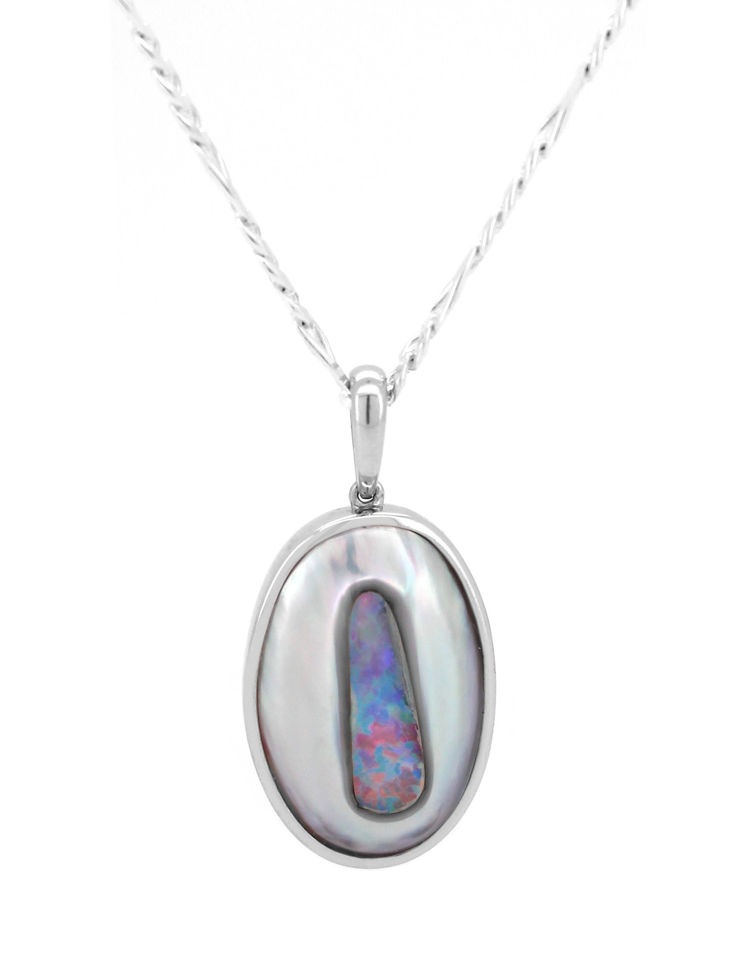 S/S Aust Mabe & Solid S.A Light Opal pendant