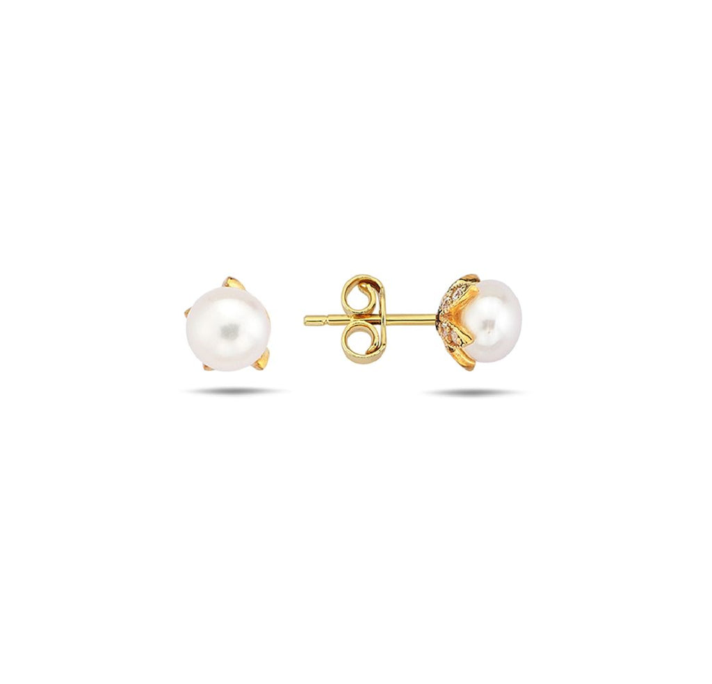 9Ct Yellow Gold 7Mm Wide Pearl Stud With Cz Set 5 Pointed Base.