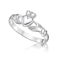 STERLING SILVER CLADDAGH RING SIZE Q