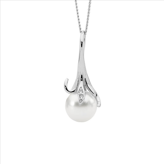 SS WH CZ w/ freshwater pearl pendant - RRP $119